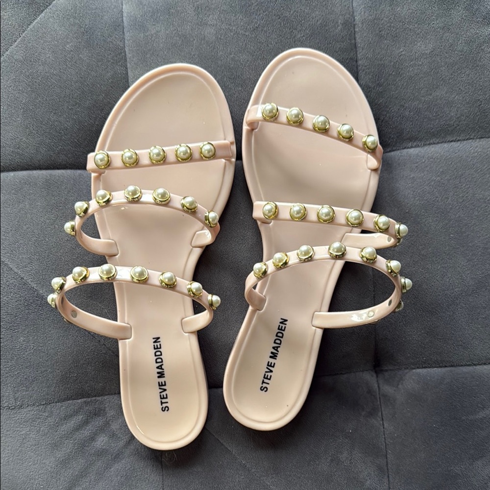 Steve Madden Baby Pink /Nude Studded Sandals